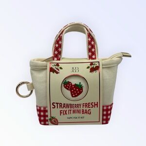 STRAWBERRY FRESH FIX IT MINI BAG BEAUTY KIT NEW!!
